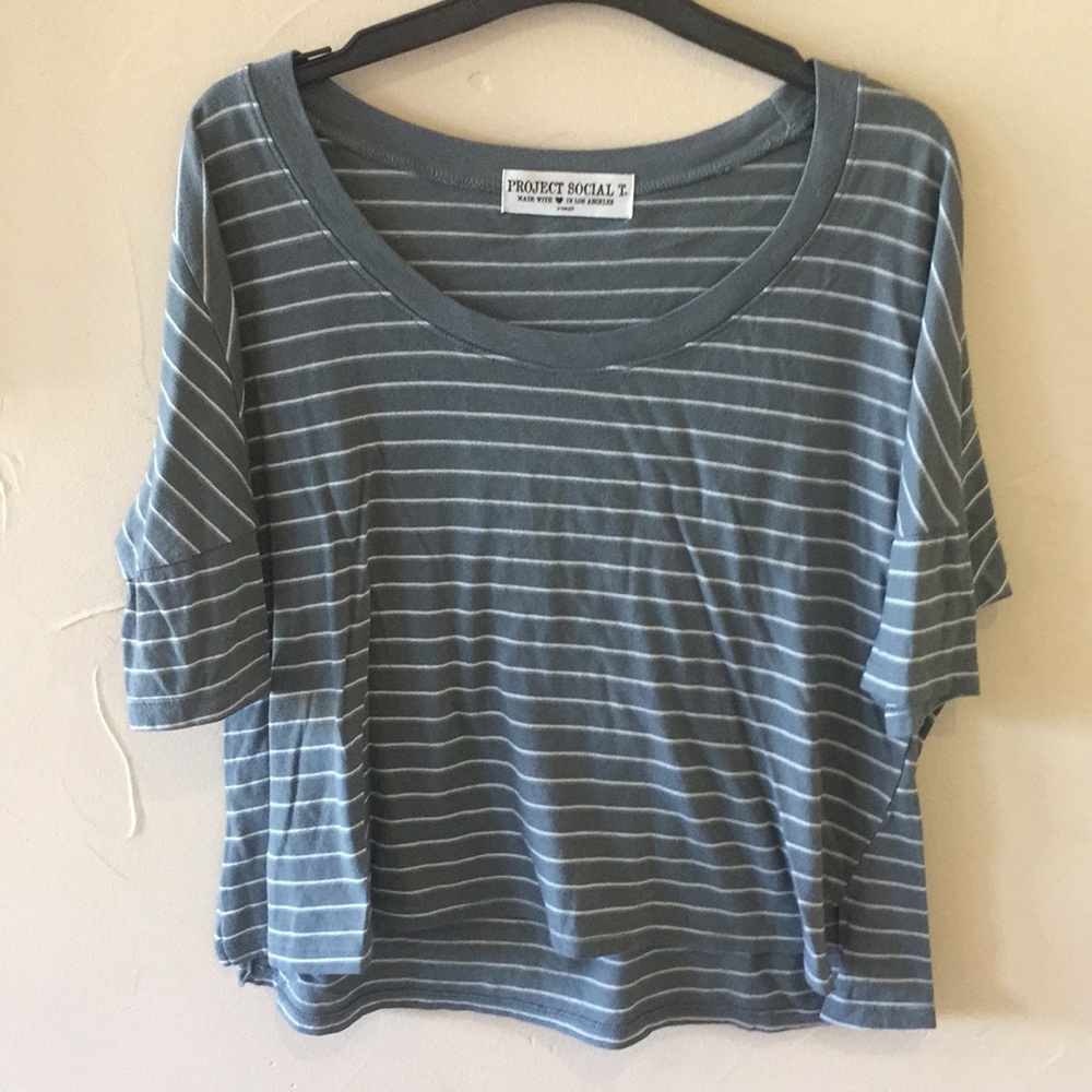 Three-quarter sleeve striped tee